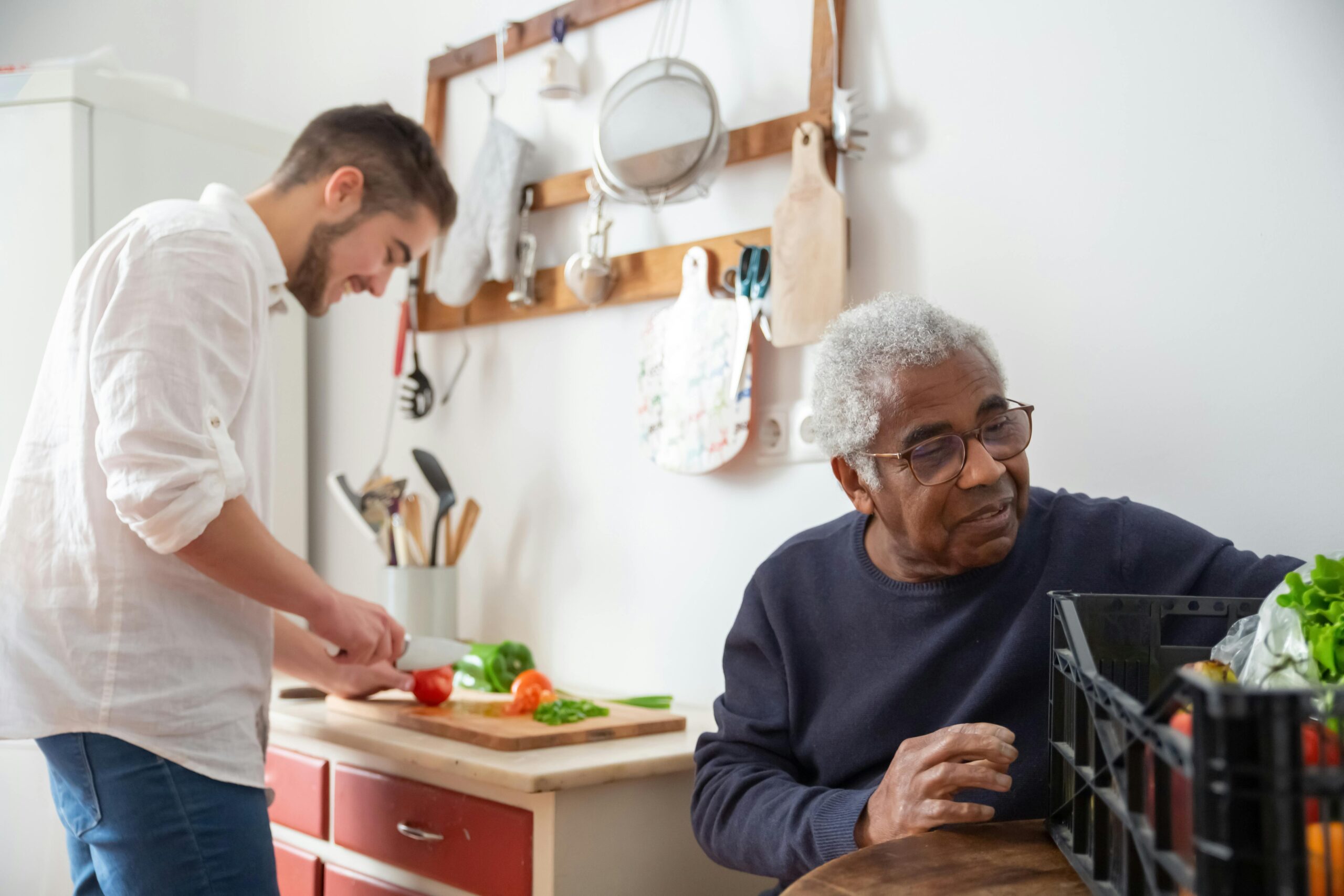 Les idées fausses sur la nutrition des seniors : ce que vous devez savoir pour leur bien-être